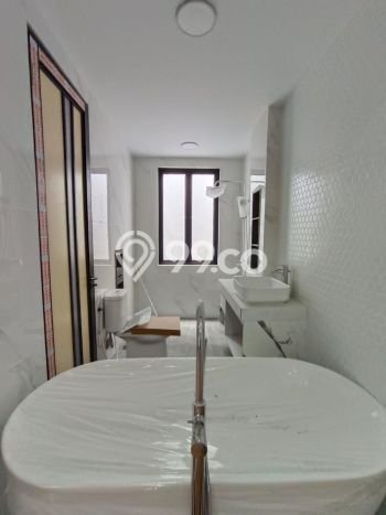 Rumah Terawat di Batam Centre, Batam, LT 162m², Luas Bangunan 225m² Rumah Terawat di Batam Centre, Batam, LT 162m², Luas Bangunan 225m²
