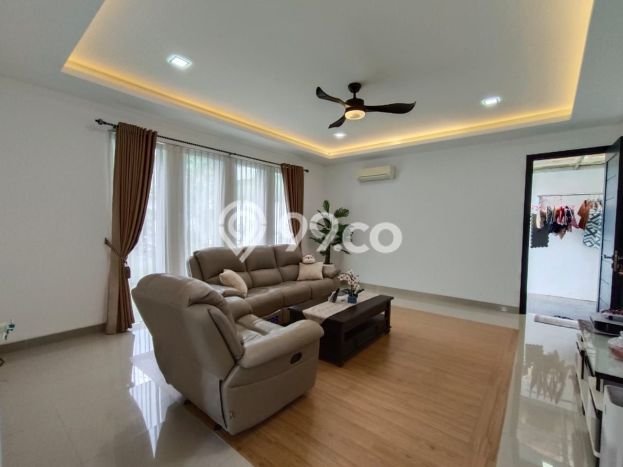 Hunian Impian Keluarga 5 Kamar Lokasi Sejuk di Batam Centre, Batam Hunian Impian Keluarga 5 Kamar Lokasi Sejuk di Batam Centre, Batam