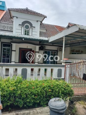 HOT PROPERTY! Rumah Strategis area Batam Centre, Luas 129m² Bangunan 80m² HOT PROPERTY! Rumah Strategis area Batam Centre, Luas 129m² Bangunan 80m²