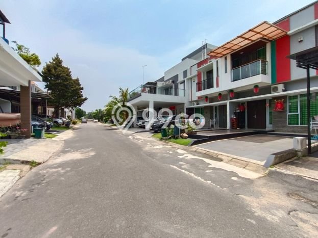 Rumah Mewah dengan 4 Kamar Tidur di Kawasan Elite Batam Centre, Batam Rumah Mewah dengan 4 Kamar Tidur di Kawasan Elite Batam Centre, Batam