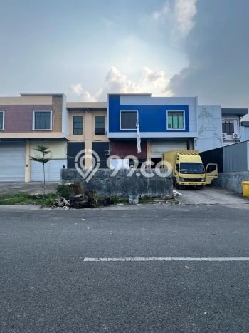 Gudang Area Strategis di Batam Kota, Luas 384m², Akses Strategis Gudang Area Strategis di Batam Kota, Luas 384m², Akses Strategis