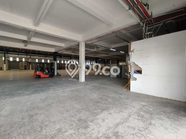 LOKASI TERBAIK! Gudang di Batam Centre, Luas 37000m², Pusat Bisnis LOKASI TERBAIK! Gudang di Batam Centre, Luas 37000m², Pusat Bisnis