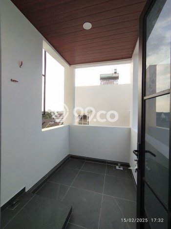 Rumah Modern 5 Kamar LT 90m2 di Batam Centre Rumah Modern 5 Kamar LT 90m2 di Batam Centre