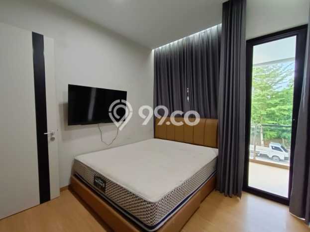 Rumah Asri area , 4 KT, Lingkungan Strategis, LT 180m2m² LB 250m2m² Rumah Asri area , 4 KT, Lingkungan Strategis, LT 180m2m² LB 250m2m²