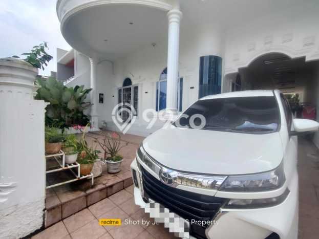 HARGA SPESIAL! Rumah Premium area Batam Centre, Batam, Luas 285m2m² LB 300m2m² BISA KPR! HARGA SPESIAL! Rumah Premium area Batam Centre, Batam, Luas 285m2m² LB 300m2m² BISA KPR!