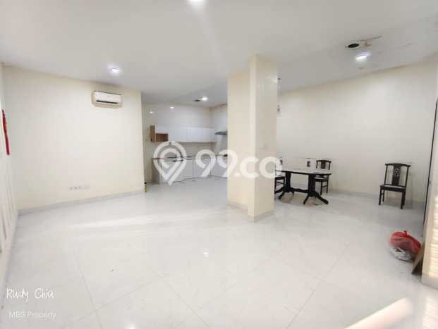 Jual Cepat Rumah LT 162m² / LB 210m² di Jantung Kota Batam Centre, Batam Jual Cepat Rumah LT 162m² / LB 210m² di Jantung Kota Batam Centre, Batam