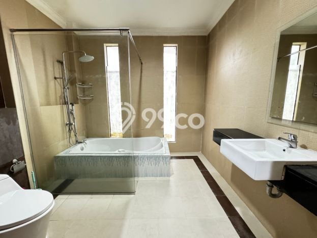 Rumah di Muka Kuning, 3 KM, Area Premium, LT 781m² LB 284m² Rumah di Muka Kuning, 3 KM, Area Premium, LT 781m² LB 284m²