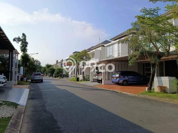 BEST INVESTMENT! Rumah area Batam Centre, LT 162m² Bangunan 200m² BEST INVESTMENT! Rumah area Batam Centre, LT 162m² Bangunan 200m²