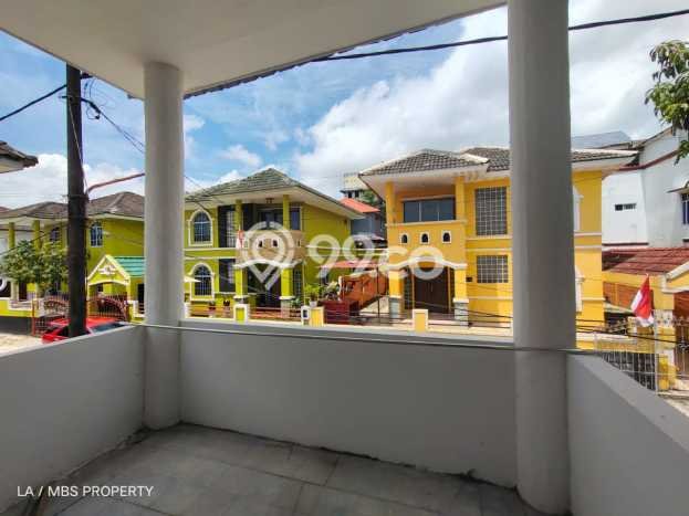 Rumah Strategis 5 KT LT 200m² di Lubuk Baja, Batam Rumah Strategis 5 KT LT 200m² di Lubuk Baja, Batam