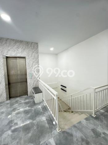 Ruko Bagus Dijual LB 800m2 Lokasi Strategis Batam Area Cocok untuk Berbisnis Ruko Bagus Dijual LB 800m2 Lokasi Strategis Batam Area Cocok untuk Berbisnis