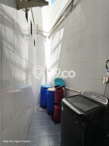 Rumah Luas Asri 8 KT Siap Huni di Batam Centre Batam Rumah Luas Asri 8 KT Siap Huni di Batam Centre Batam
