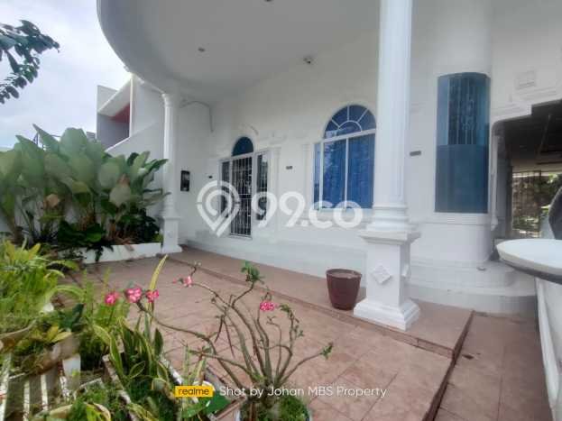 HARGA SPESIAL! Rumah Premium area Batam Centre, Batam, Luas 285m2m² LB 300m2m² BISA KPR! HARGA SPESIAL! Rumah Premium area Batam Centre, Batam, Luas 285m2m² LB 300m2m² BISA KPR!
