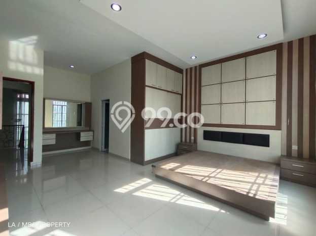 Rumah 5 KT 4 KM di Area Premium Batam Centre, Batam Rumah 5 KT 4 KM di Area Premium Batam Centre, Batam