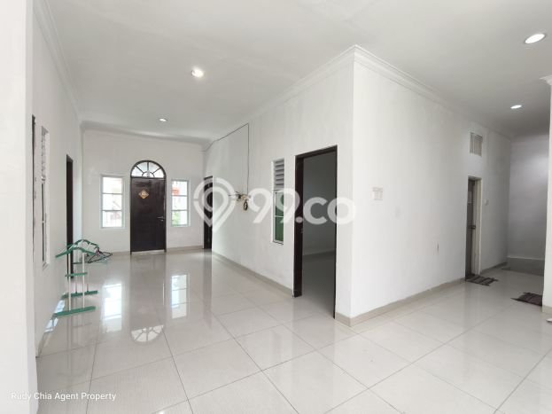 Rumah Luas Asri 8 KT Siap Huni di Batam Centre Batam Rumah Luas Asri 8 KT Siap Huni di Batam Centre Batam