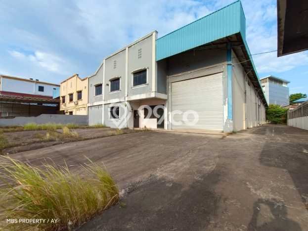 Disewakan Gudang Strategis Kawasan Batam Centre, Luas 1300m², Lokasi Berkembang Disewakan Gudang Strategis Kawasan Batam Centre, Luas 1300m², Lokasi Berkembang