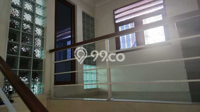 Hot Offer Hunian Mewah Ideal dan Luas di Jatinegara, Jakarta Timur Hot Offer Hunian Mewah Ideal dan Luas di Jatinegara, Jakarta Timur