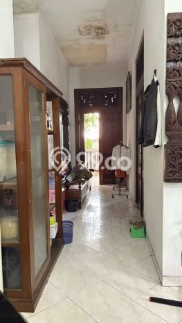 Dijual Rumah Premium dengan Fasilitas Sekitar Komplit di Jatinegara, Jakarta Timur Dijual Rumah Premium dengan Fasilitas Sekitar Komplit di Jatinegara, Jakarta Timur