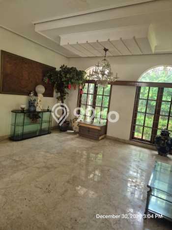 Hunian Ideal dengan LT 500m2 & LB 840m2 Disewakan di Kayu Putih Hunian Ideal dengan LT 500m2 & LB 840m2 Disewakan di Kayu Putih