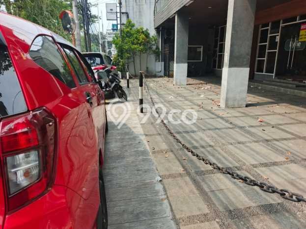 Unit Ruko Disewa Lokasi Tebet, Jakarta Selatan Spesifikasi Luas Bangunan 682m2 Unit Ruko Disewa Lokasi Tebet, Jakarta Selatan Spesifikasi Luas Bangunan 682m2