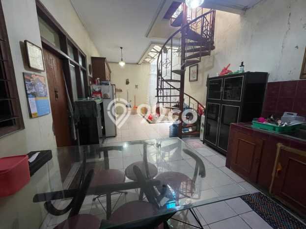 Hunian Mewah Dijual LT 194m2 di Cempaka Putih, Jakarta Pusat Hunian Mewah Dijual LT 194m2 di Cempaka Putih, Jakarta Pusat