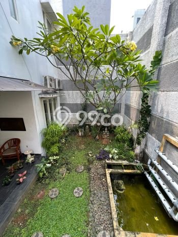Siap Huni Hunian Elit 4 Kamar di Cempaka Putih Dekat ke Mana Pun Siap Huni Hunian Elit 4 Kamar di Cempaka Putih Dekat ke Mana Pun