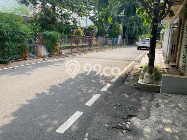 Hunian Mewah Dijual LT 194m2 di Cempaka Putih, Jakarta Pusat Hunian Mewah Dijual LT 194m2 di Cempaka Putih, Jakarta Pusat
