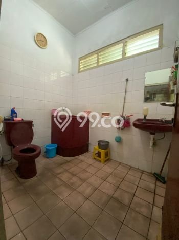 Siap Huni Rumah Mewah 7 Kamar di Pesanggrahan Dekat ke Mana Saja Siap Huni Rumah Mewah 7 Kamar di Pesanggrahan Dekat ke Mana Saja