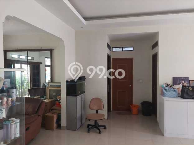 Hunian Elit LB 150m2 Siap Pakai Desain Elegan di Bintaro, Tangerang Selatan Hunian Elit LB 150m2 Siap Pakai Desain Elegan di Bintaro, Tangerang Selatan