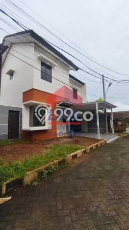 Rumah Modern 3 KT di Sektor 5 - Bintaro Tangerang Selatan Semi Furnished Rumah Modern 3 KT di Sektor 5 - Bintaro Tangerang Selatan Semi Furnished