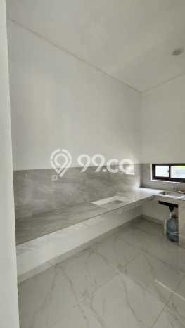 Rumah Elit Modern Tanpa Renovasi di Graha Raya Tangerang Selatan Rumah Elit Modern Tanpa Renovasi di Graha Raya Tangerang Selatan