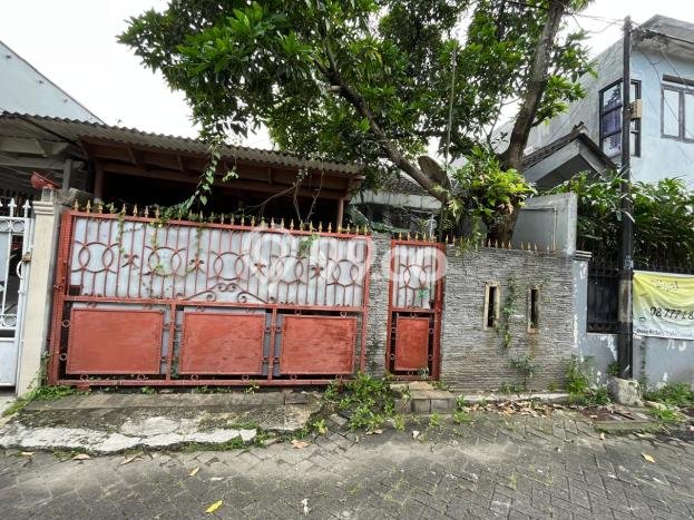 Rumah Luas Asri 1 KT Siap Huni di Sektor 4 - Bintaro Jakarta Selatan Rumah Luas Asri 1 KT Siap Huni di Sektor 4 - Bintaro Jakarta Selatan