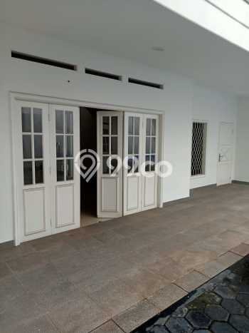 Ready to Use! Premium House LT 341m2 Desain Elegan di Sektor 6 - Bintaro Ready to Use! Premium House LT 341m2 Desain Elegan di Sektor 6 - Bintaro