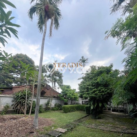 Siap Huni Rumah Mewah 4 Kamar di Kebayoran Baru Dekat ke Mana Saja Siap Huni Rumah Mewah 4 Kamar di Kebayoran Baru Dekat ke Mana Saja