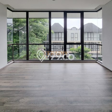 Ready to Use! Premium House LT 184m2 Desain Modern di Lebak Bulus Ready to Use! Premium House LT 184m2 Desain Modern di Lebak Bulus