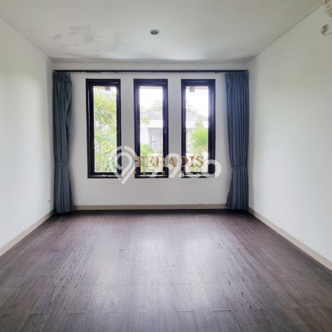 Rumah Kontrakan Jakarta Selatan LT 500m2 LB 600m2 Kawasan Kemang Rumah Kontrakan Jakarta Selatan LT 500m2 LB 600m2 Kawasan Kemang