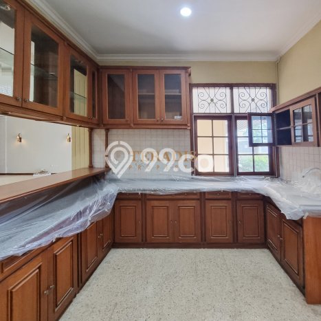 Rumah Kontrakan Jakarta Selatan LT 794m2 LB 365m2 Kawasan Kemang Rumah Kontrakan Jakarta Selatan LT 794m2 LB 365m2 Kawasan Kemang