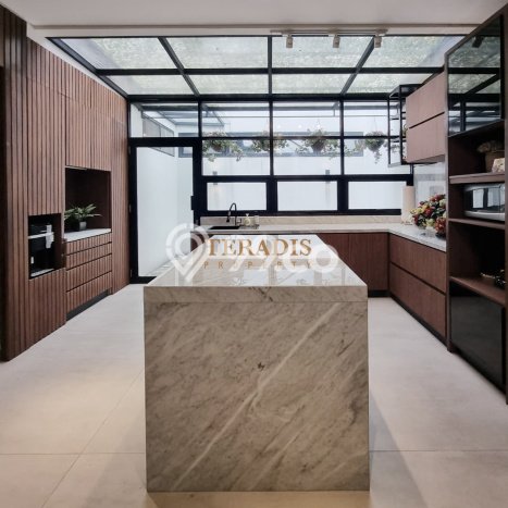 Rumah Luxury Modern Tanpa Renovasi di Cipete Jakarta Selatan Rumah Luxury Modern Tanpa Renovasi di Cipete Jakarta Selatan