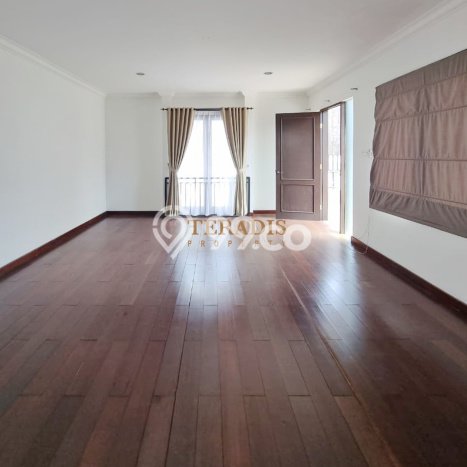 Jarang Ada! Rumah Kontrakan 5 Kamar Bagus Siap Huni Pondok Indah Jarang Ada! Rumah Kontrakan 5 Kamar Bagus Siap Huni Pondok Indah