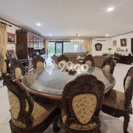 Dijual Rumah Premium dengan Fasilitas Sekitar Lengkap di Kebayoran Baru, Jakarta Selatan Dijual Rumah Premium dengan Fasilitas Sekitar Lengkap di Kebayoran Baru, Jakarta Selatan