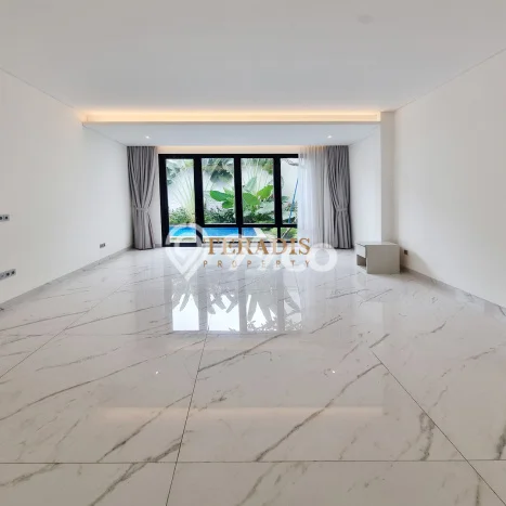 Lokasi strategis! Rumah siap huni dikontrakkan di Kebayoran Baru LB 500m2 Lokasi strategis! Rumah siap huni dikontrakkan di Kebayoran Baru LB 500m2