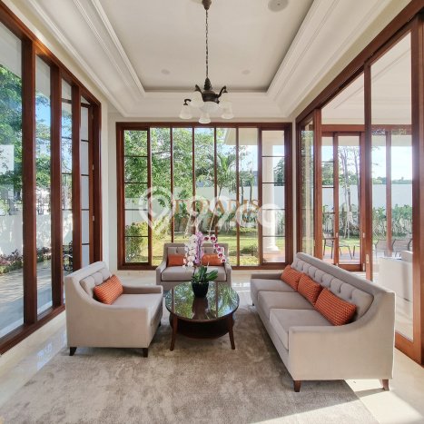 Rumah Elit LB 882m2 Siap Huni Desain Elegan di Kemang, Jakarta Selatan Rumah Elit LB 882m2 Siap Huni Desain Elegan di Kemang, Jakarta Selatan