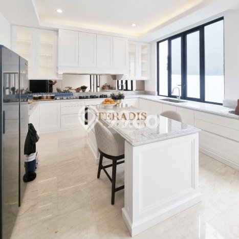 For Sale! Premium House LT 178m2 Desain Modern di Pondok Indah For Sale! Premium House LT 178m2 Desain Modern di Pondok Indah