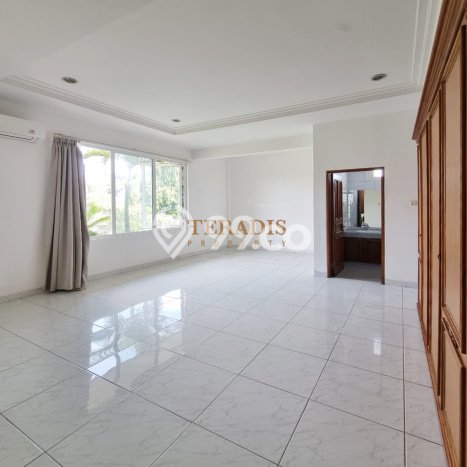 Jarang Ada! Rumah Kontrakan 3 Kamar Bagus Siap Huni Kemang Jarang Ada! Rumah Kontrakan 3 Kamar Bagus Siap Huni Kemang
