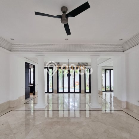 Rumah Disewakan Jakarta Selatan LT 400m2 LB 550m2 Kawasan Pejaten Rumah Disewakan Jakarta Selatan LT 400m2 LB 550m2 Kawasan Pejaten