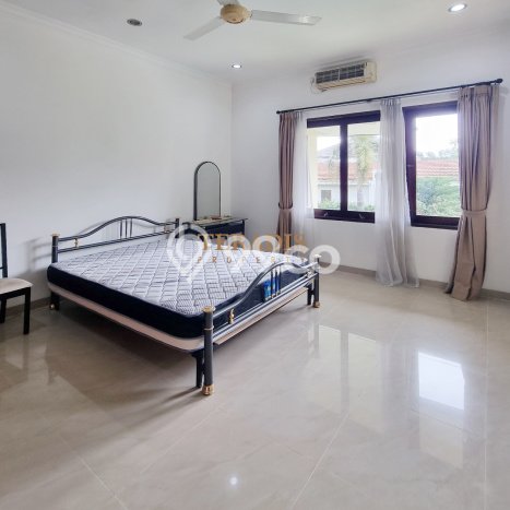 Jarang Ada! Rumah Sewa 4 Kamar Nyaman Siap Huni Pejaten Jarang Ada! Rumah Sewa 4 Kamar Nyaman Siap Huni Pejaten