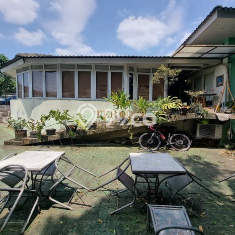 Hunian Mewah LB 612m2 Siap Pakai Desain Elegan di Kemang, Jakarta Selatan Hunian Mewah LB 612m2 Siap Pakai Desain Elegan di Kemang, Jakarta Selatan