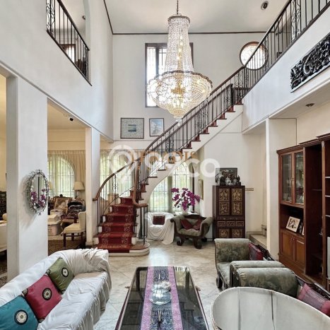 Jual Rumah Luas Elegan Dengan View Cantik di Pejaten, Jakarta Selatan Jual Rumah Luas Elegan Dengan View Cantik di Pejaten, Jakarta Selatan