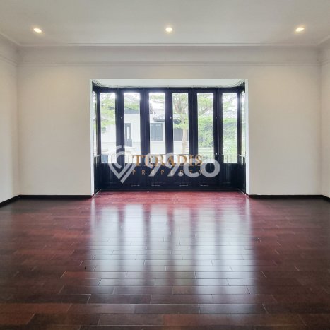 Rumah Disewakan Jakarta Selatan LT 400m2 LB 550m2 Kawasan Pejaten Rumah Disewakan Jakarta Selatan LT 400m2 LB 550m2 Kawasan Pejaten
