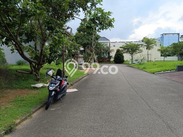 Lahan Dijual Lokasi Strategis di Tangerang dengan Luas 300m2 Lahan Dijual Lokasi Strategis di Tangerang dengan Luas 300m2