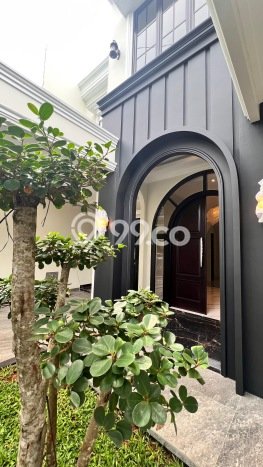 Jual Rumah Mewah Megah Dengan View Eksklusif di BSD Nusaloka, Tangerang Jual Rumah Mewah Megah Dengan View Eksklusif di BSD Nusaloka, Tangerang
